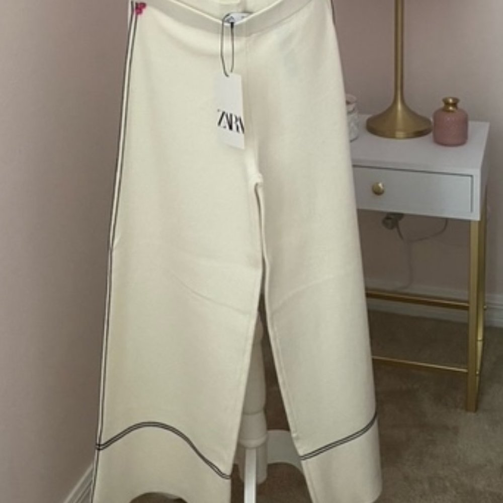 White cotton pants.